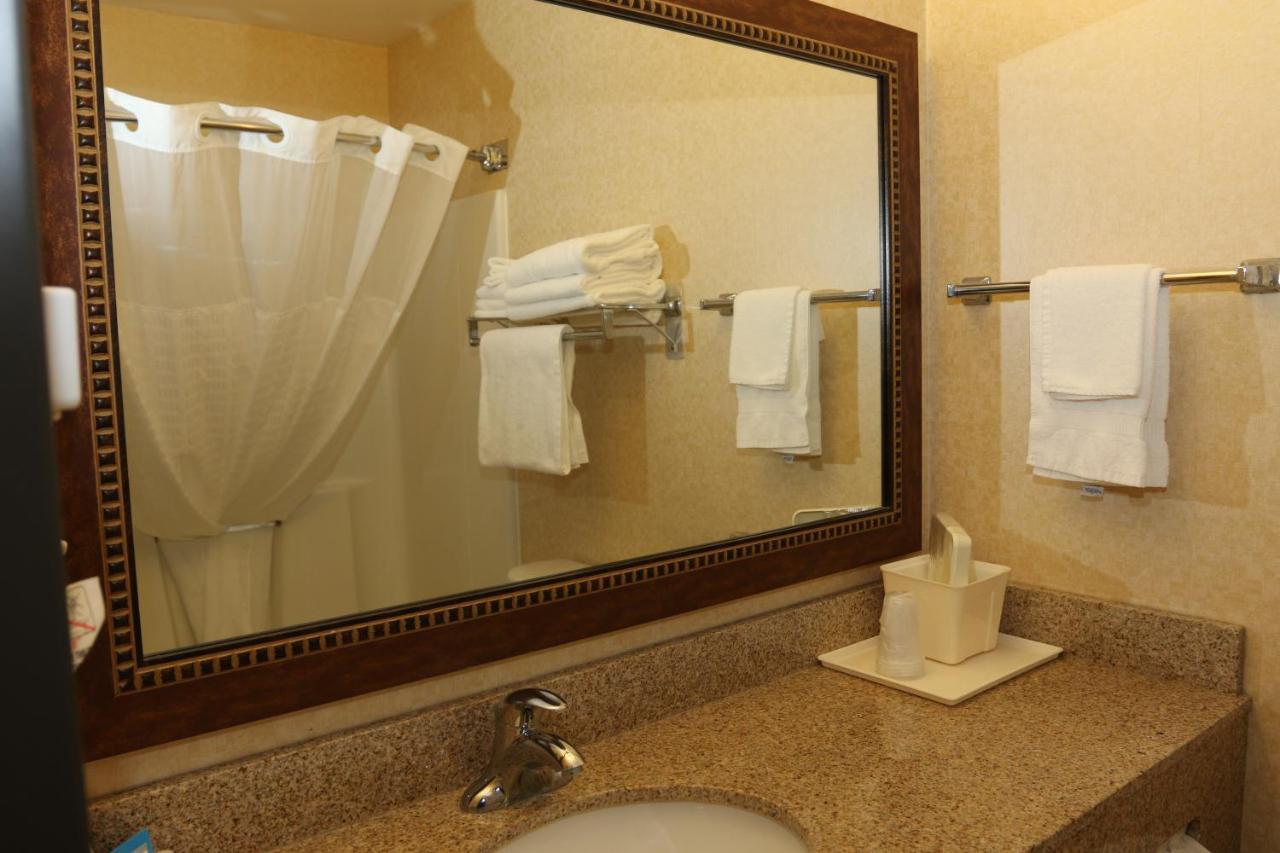Hotel 6 Minot, Nd Minot
