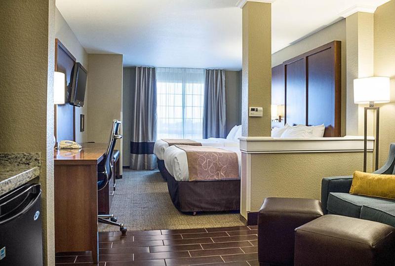 6 Minot, Nd Hotel 2*