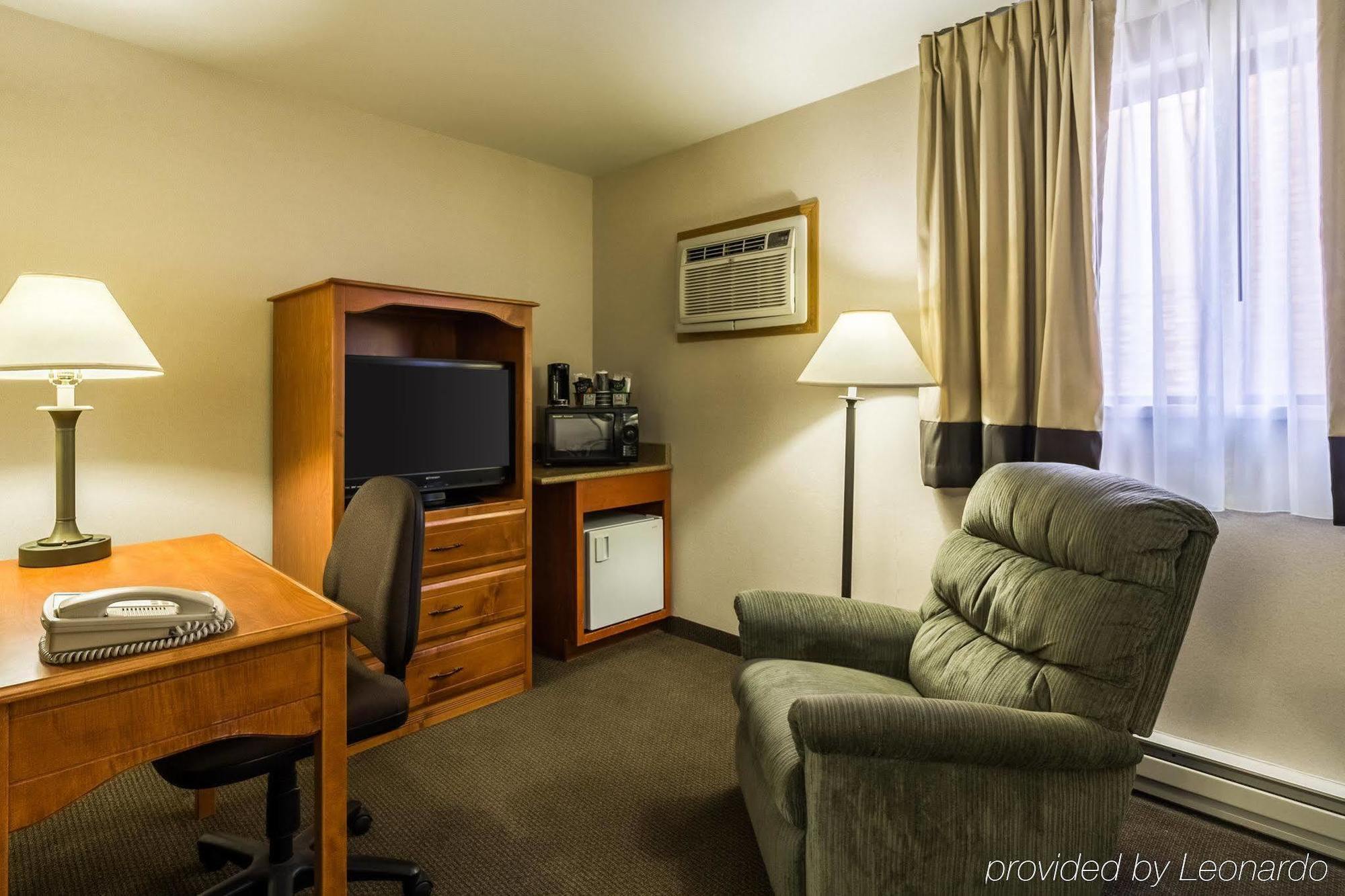 Hotel 6 Minot, Nd