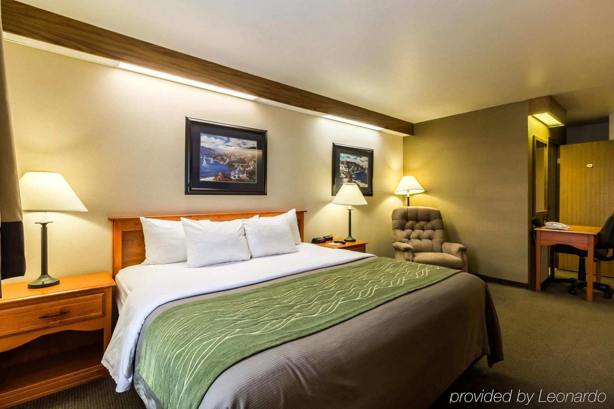6 Minot, Nd Hotel 2*
