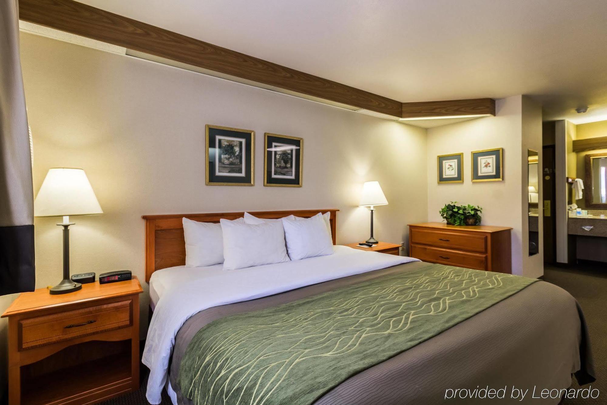 Hotel 6 Minot, Nd