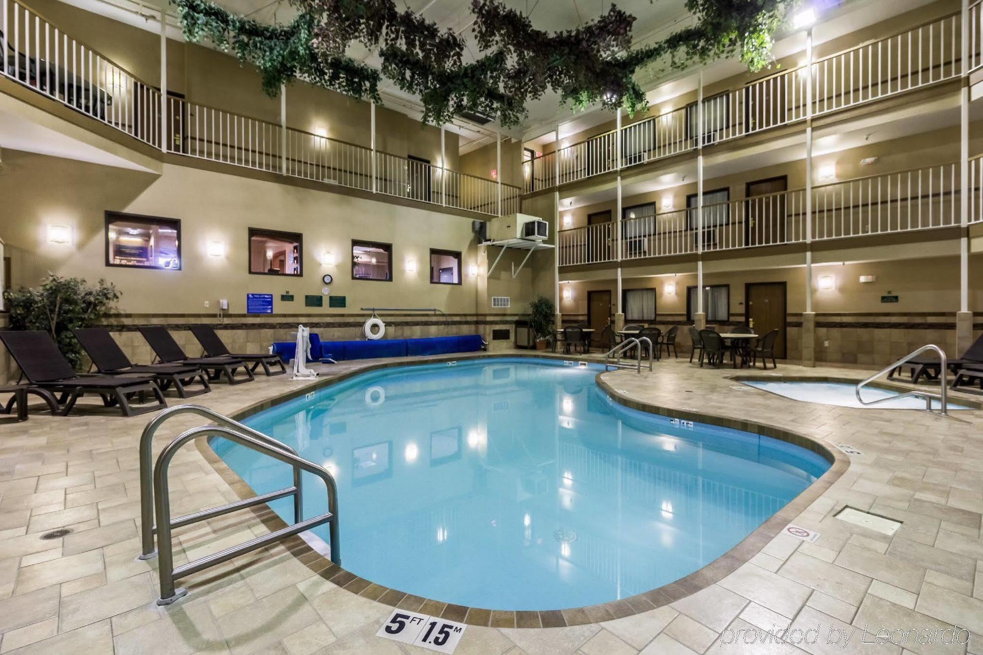 6 Minot, Nd Hotel Minot